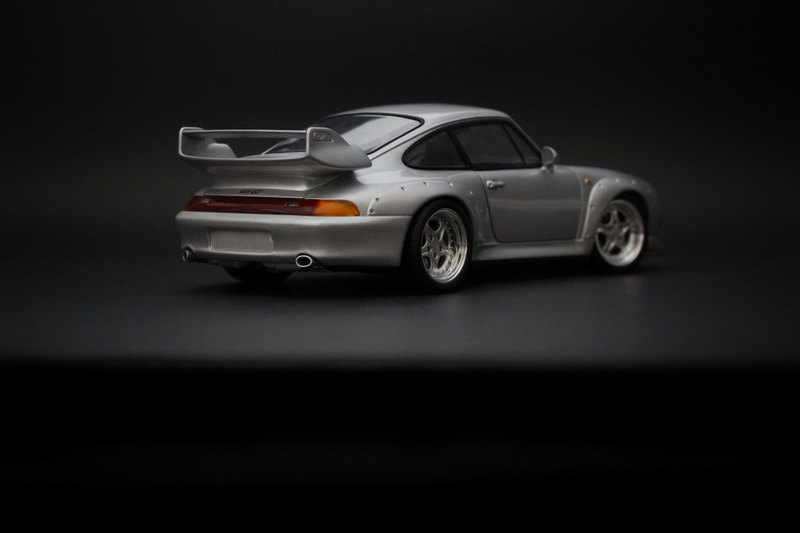 Illustration for article titled UT Models Porsche 993 GT2